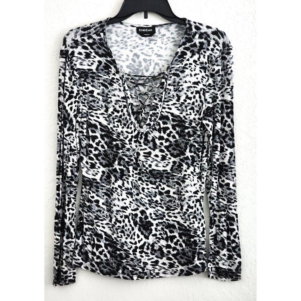 Top/Blouse-bebe-Black White Gray-Animal Print-Front Lace Up-Long Sleeves-LRG